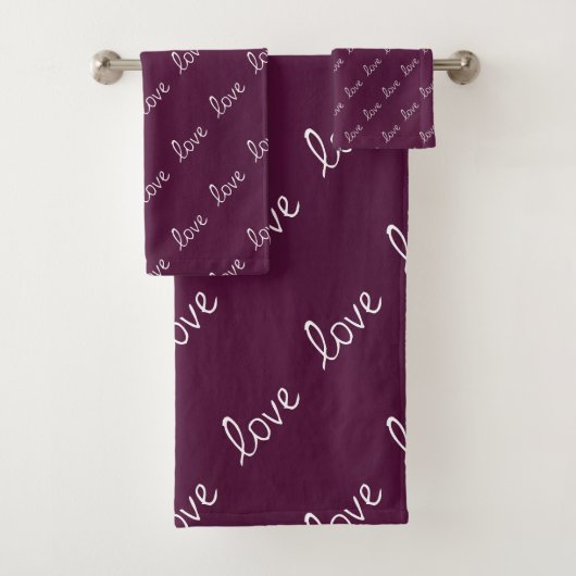 Bourgogne Plum ‘Love’ Bad Handdoek (Insitu)