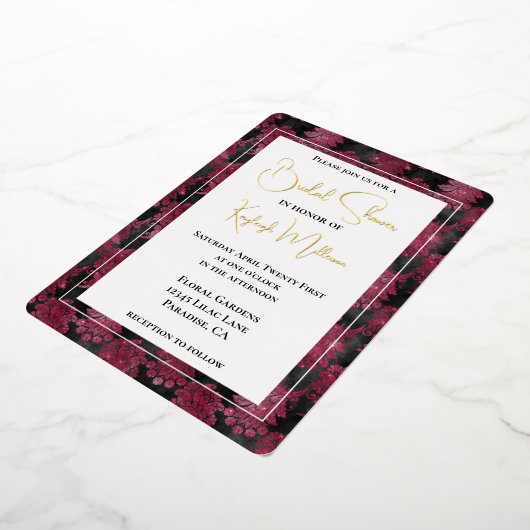 Bourgogne Red Black Floral Vrijgezellenfeest Folie Uitnodiging (Gedraaid)