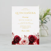 Bourgogne Red Elegance Red Rose Quinceanera Gold Folie Uitnodiging (Staand Voorkant)