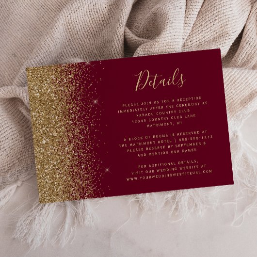 Bourgogne rood goud glitter rand bruiloft details informatiekaartje