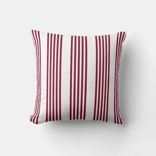 Bourgogne rood met wit vijfstrips kussen (Voorkant)