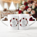 Bourgogne Rood & Roze Boho Rozen 25e Jubileum Loversmokken<br><div class="desc">Deze prachtige mok set is ontworpen als jubileumcadeau voor uw favoriete koppel. Het rustieke boho chique ontwerp heeft een krans van handbeschilderde waterverf rozen in de tinten bordeaux, rood en blos roze, samen met eucalyptusbladeren en tuingroen. De tekst bevat hun namen en luidt: Liefde, Lach & Tranen voor 25 jaar!...</div>