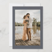 Bourgogne rood stoffig blauw bloemen foto bruiloft kaart (Achterkant)