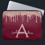 Bourgogne Roze Rose Goud Glitter Sparkle Monogram Laptop Sleeve<br><div class="desc">Bourgondië en Roze - Roos Gold Faux Dripping Modern en Elegant Girly Glitter en Sparkle Elegant Monogram Hoesje. Dit hoesje kan worden aangepast om uw initiaal en voornaam op te nemen.</div>