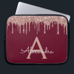 Bourgogne Roze Rose Goud Glitter Sparkle Monogram Laptop Sleeve<br><div class="desc">Bourgondië en Roze - Roos Gold Faux Dripping Modern en Elegant Girly Glitter en Sparkle Elegant Monogram Hoesje. Dit hoesje kan worden aangepast om uw initiaal en voornaam op te nemen.</div>