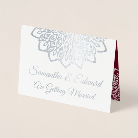 Bourgogne Zilver Elegante Bruiloft Uitnodiging (Voorkant)