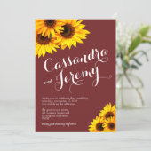 Bourgondië en gele zonnebloemen bruiloft uitnodigi kaart (Staand voorkant)