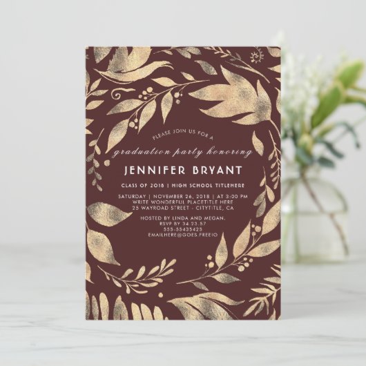 Bourgondië en goud verlaat Herfst Graduation Party Kaart (Staand voorkant)