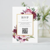 Bourgondië en roze elegante bloemenbruiloft RSVP kaartje (Staand voorkant)