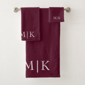 Bourgondië en Wit | Modern monogram Bad Handdoek (Insitu)
