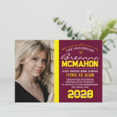 Bourgondië & geel Afstuderen Foto Aankondiging (Staand voorkant)