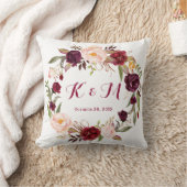 Bourgondië Marsala Bloemenkrans Bruiloft Monogram Kussen (Deken)