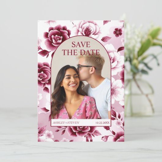 Bourgondisch bloemenpatroon, waterverf wassen boog save the date (Staand voorkant)