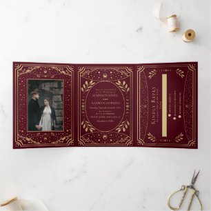 Bourgondisch Goud Vintage Tarot Gotische Bruiloft Drieluik Uitnodiging