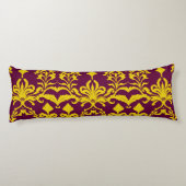 Bourgondisch Gouden Damast Monogram Personaliseerd Lichaamskussen (Achterkant)