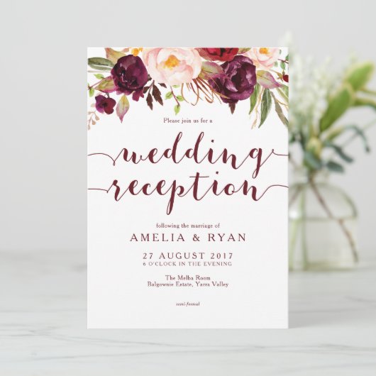 Bourgondische bloemige trouwontvangst uitnodiging (Staand voorkant)