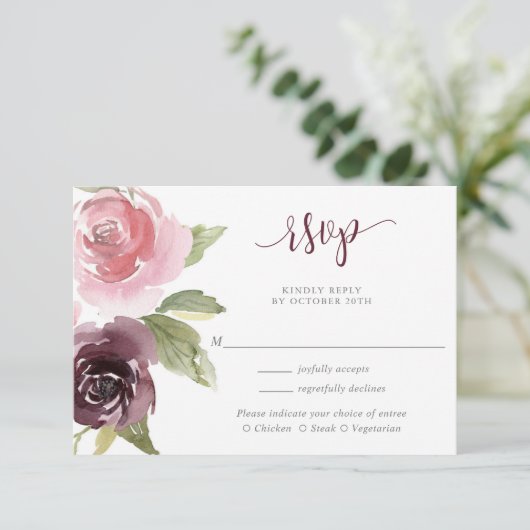 Bourgondische blos roze bloemenbruiloftsfeest wate informatiekaartje (Staand voorkant)