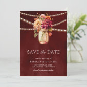 Bourgondische Herfst Dahlia Mason Jar Foto bruilof Save The Date (Staand voorkant)