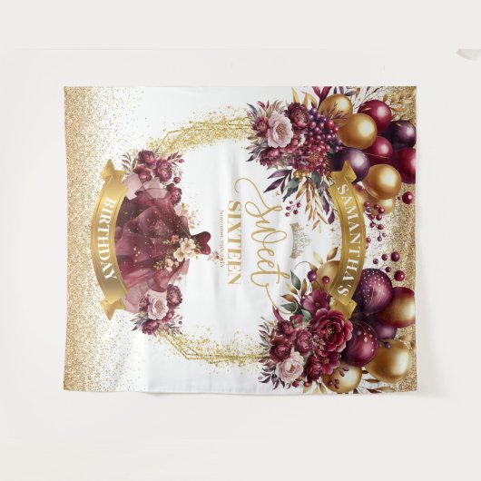 Bourgondische jurk Sweet Sixteen Achtergrond Gold  Wandkleed (Voorkant (horizontaal))