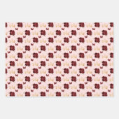 Bourgondische rode bloemen en gouden kronen inpakpapier vel (Voorkant 3)