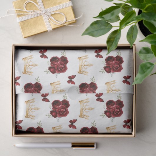 Bourgondische rode bloemen en gouden kronen tissuepapier (Geschenk)