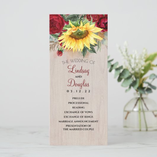 Bourgondische rode roos en zonnebloem bruiloft pro programmakaart (Staand voorkant)
