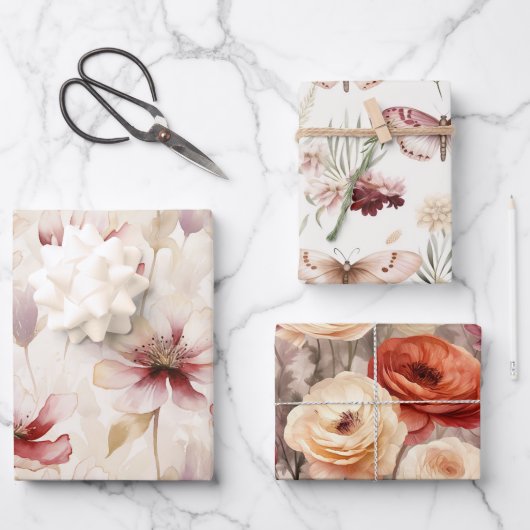 Bourgondische rode witte bloemen vlinders inpakpapier vel (Voorkant)