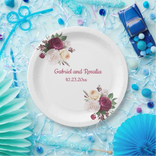 Bourgondische Rozen Boeket Engagement Party Papieren Bordje (Feest)