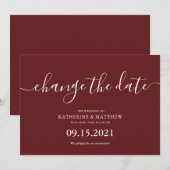Bourgondische typografie Uitgestelde bruiloft Save The Date (Voorkant / Achterkant)