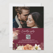 Bourgondische Zwarte Bloem QR Code Trouwen Kaart (Achterkant)