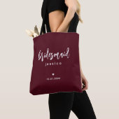 Bourgundy Wine Simple Moderne Bridesmaid Script Tote Bag (Dichtbij)