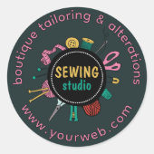 Boutique Tailoring & Wijzigingen – Naaistudio Ronde Sticker (Voorkant)