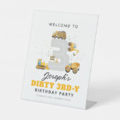 Bouw Dirty 3rdy Verjaardag Welkom Teken Reclamebord Met Voetstuk (Voorkant)