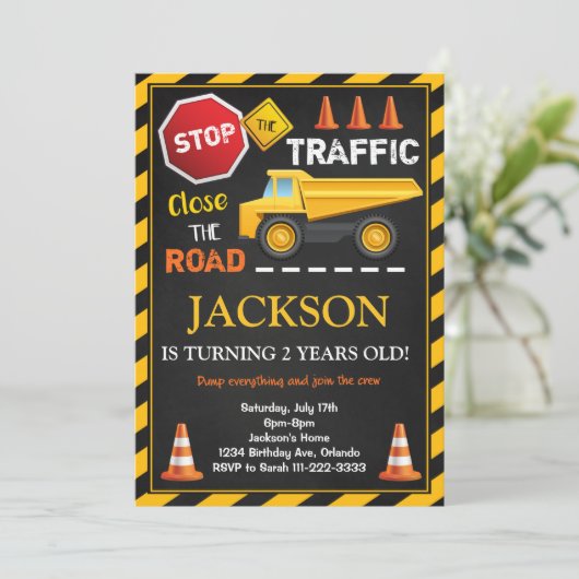 Bouw Dump Truck Kinderen Verjaardag Uitnodiging (Staand voorkant)