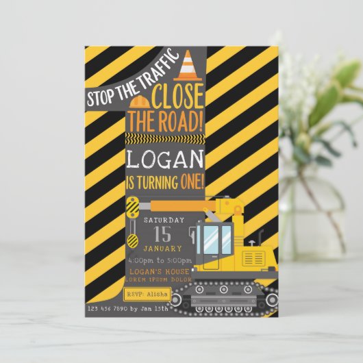 Bouw Eerste Verjaardag Uitnodiging (Staand voorkant)