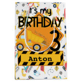 Bouw gele vrachtwagens auto 3e verjaardag medium cadeauzakje (Voorkant)