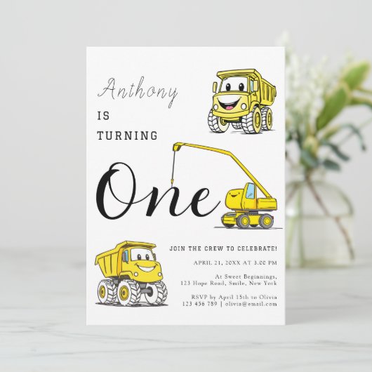 Bouw grappige voertuigen 1e verjaardag kaart (Staand voorkant)