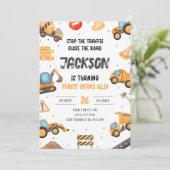 Bouw op de dag van de uitnodiging (Staand voorkant)