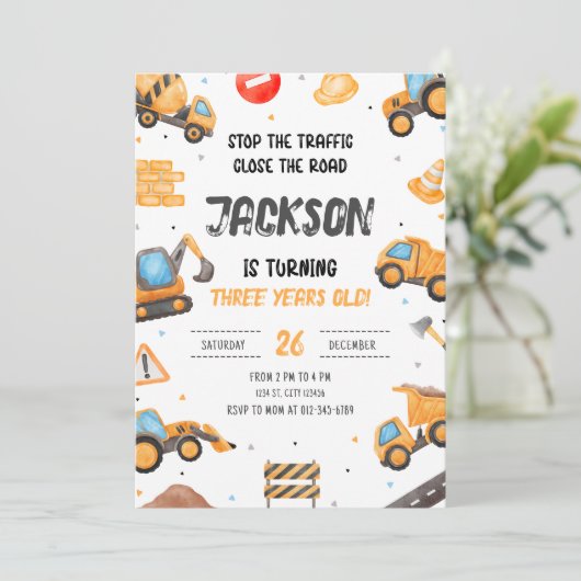 Bouw op de dag van de uitnodiging (Staand voorkant)