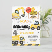 Bouw op de dag van de uitnodiging (Staand voorkant)