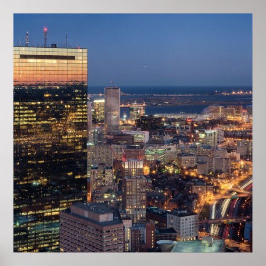 Bouw van Boston met lichte trails op de weg Poster (Voorkant)