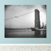 Bouw van de foto van de Brooklyn Bridge Canvas Afdruk (Insitu (Houten vloer))