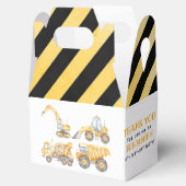 Bouw van een vrachtwagen op een dag bedankdoosjes (Geopend)