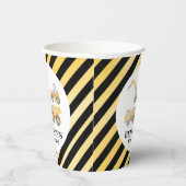 Bouw van een vrachtwagen op een dag papieren bekers (Rechts)