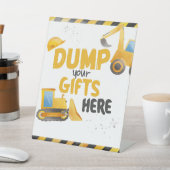 Bouw verjaardag - dump cadeaus hier reclamebord met voetstuk (Insitu)