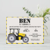 Bouw verjaardagsfeest tractor geel grijs kaart (Staand voorkant)