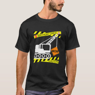 Bouw vrachtwagen aan het ontwerp van de moeder van t-shirt