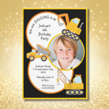 Bouw vrachtwagens die foto's op zaterdag toevoegen