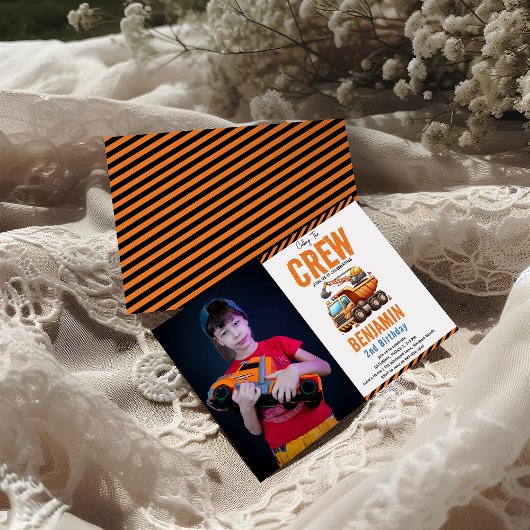 Bouwbemanning dump vrachtwagen jongen 2e verjaarda kaart