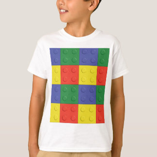 Bouwblokken en T-shirt